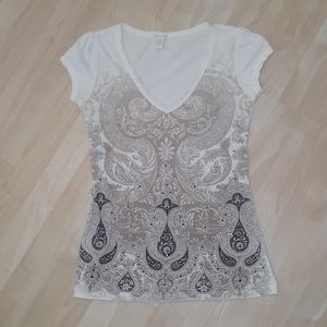 Maurices Boho V-Neck Cap Sleeve Tee - Medium